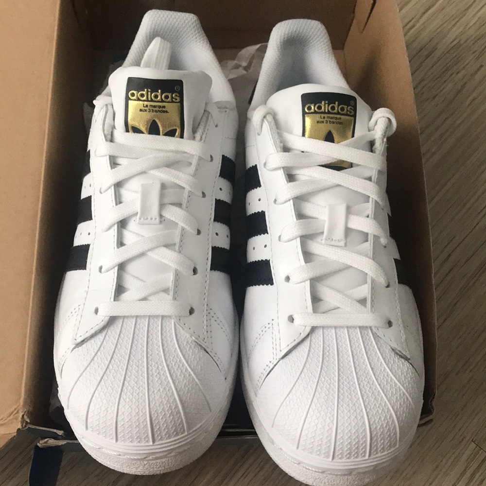 Adidas superstar
